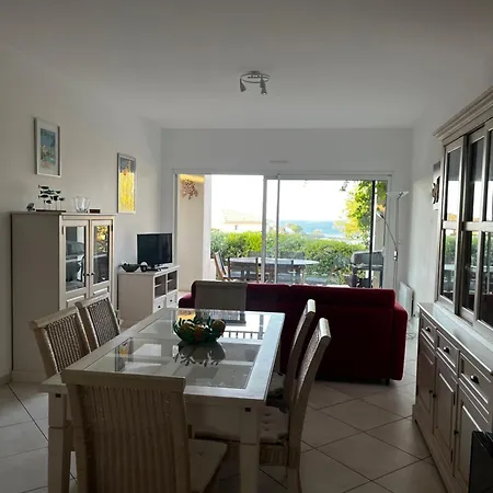 Apartment Avec Jardin Vue *