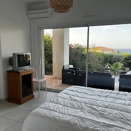Avec Jardin Vue Lumio (Corsica)